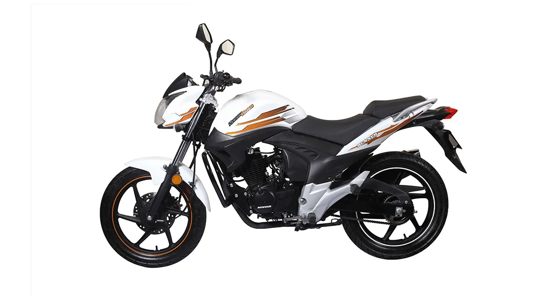 Runner Knight Rider 150, front three-quarter view