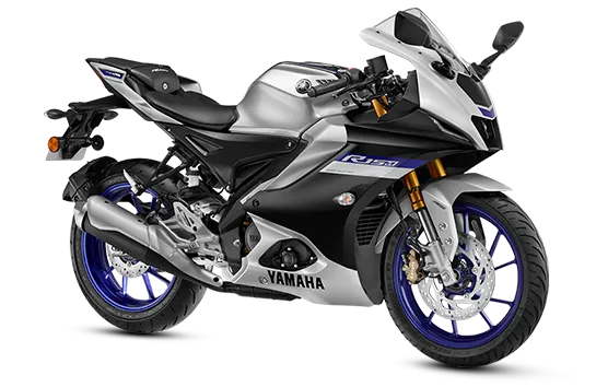 Yamaha R15M, front three-quarter view