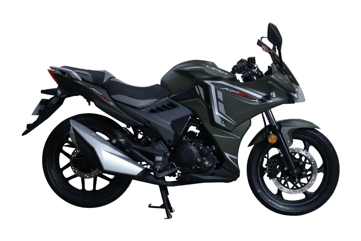 Lifan KPR 165R EFI, front three quarter view, Army Green
