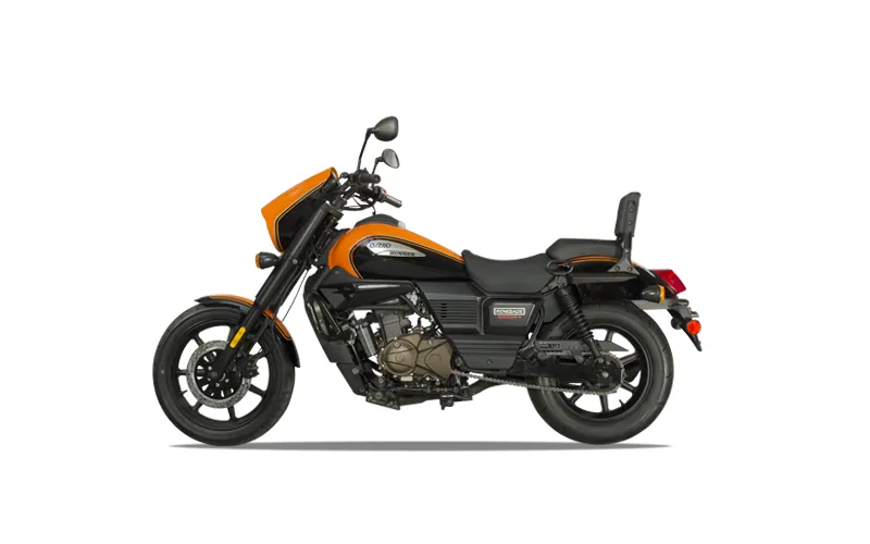 UM Renegade Sport 150, front three-quarter view